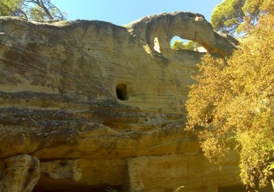 Les Grottes de Calès